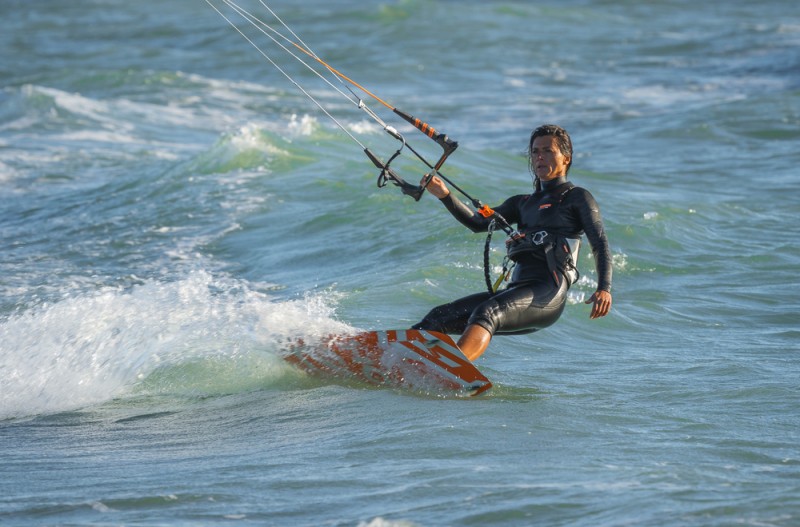 <span style='color:#780948'>ARCHIVED</span> - DNA samples taken to try and identify body of kite surfer found off the coast of Javea
