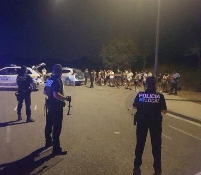 <span style='color:#780948'>ARCHIVED</span> - Calls for extra police presence in Denia amid spiraling street parties