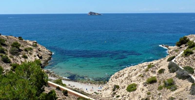 Top 5 incredible snorkelling spots in Alicante
