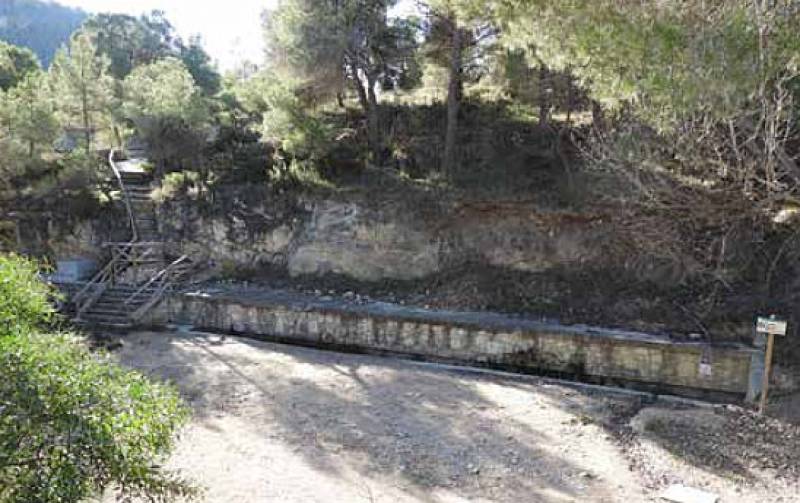 <span style='color:#780948'>ARCHIVED</span> - February 19 Guided tour of the Fuente de la Higuera in northern Murcia