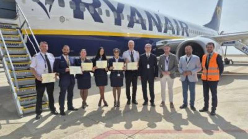 Corvera Airport welcomes symbolic 1,200th flight in celebration of the 1,200th anniversary of Murcia city