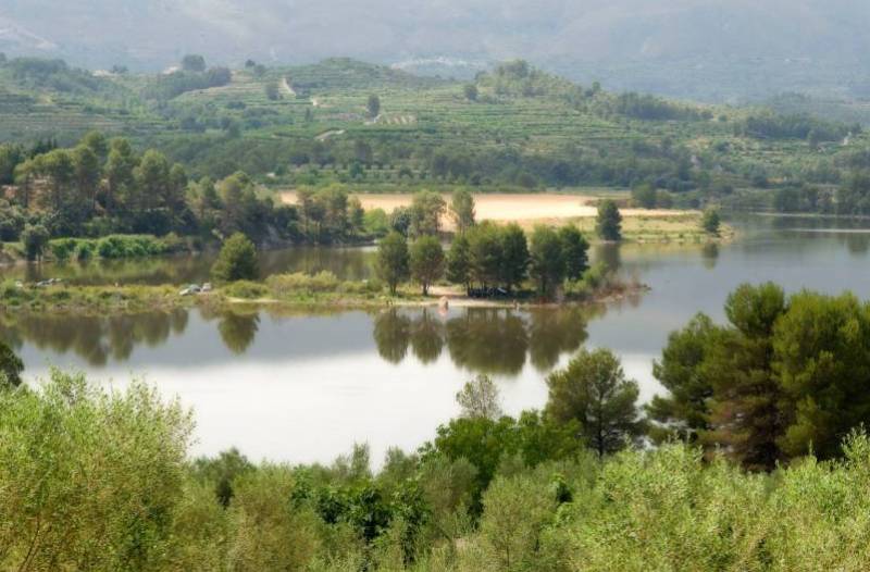 Spanish News Today Editors Roundup Weekly Bulletin Oct 3