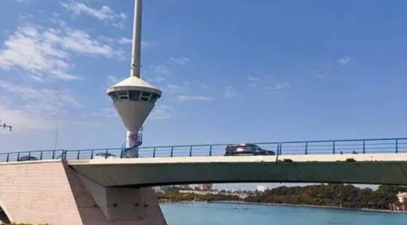 Estacio Bridge in La Manga breaks down yet again