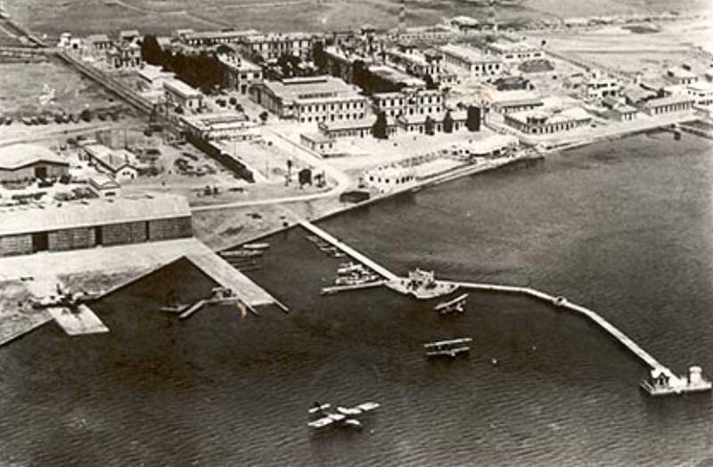 October 31 Free guided tour of the old hydroplane air base in Los Alcázares